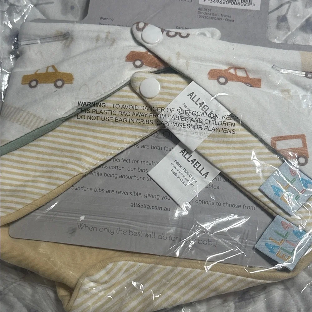Vehicle Print Bandana Bibs - Cream and Blue